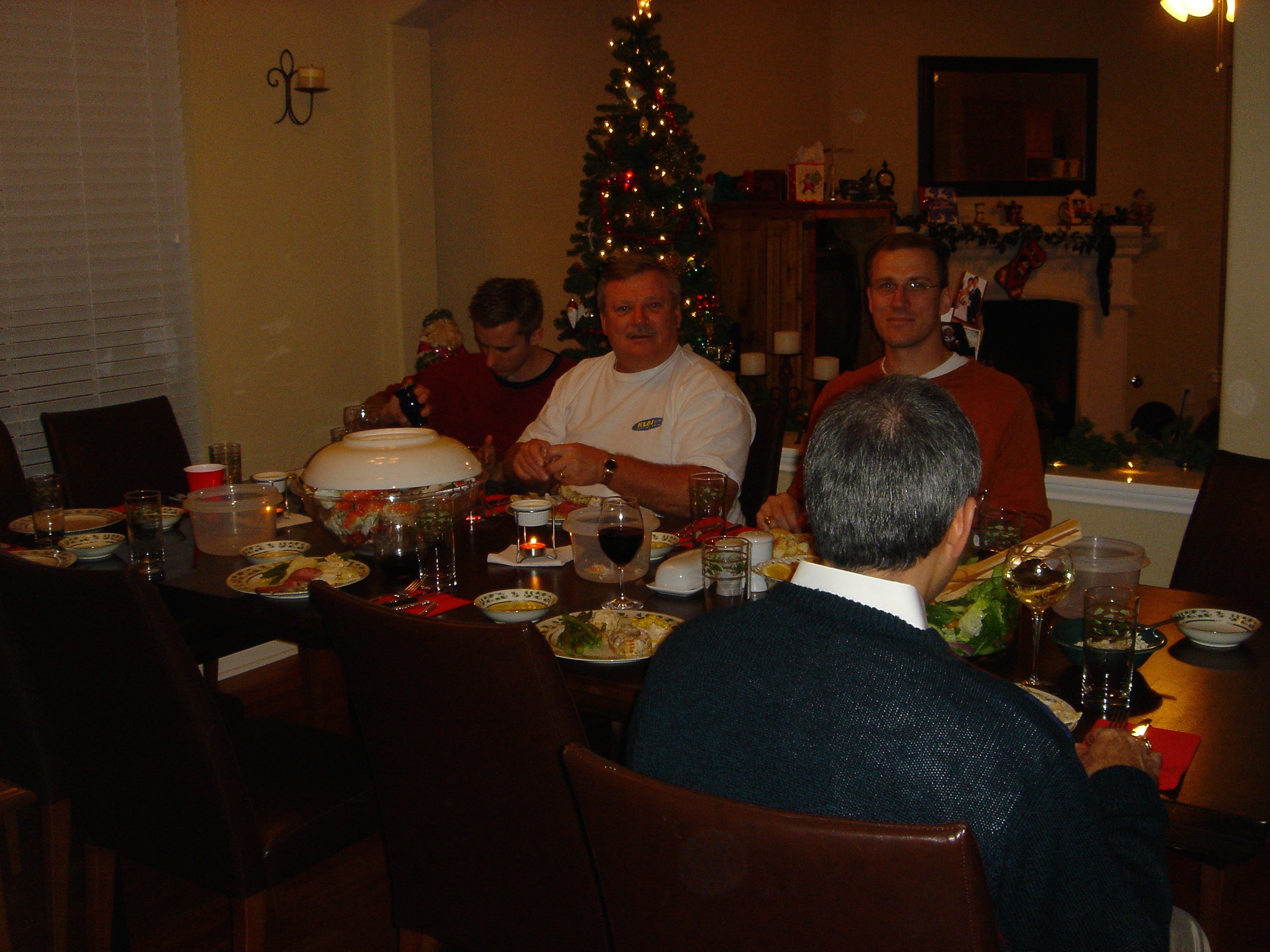 2004-12-25-04 Christmas Day J&K.jpg